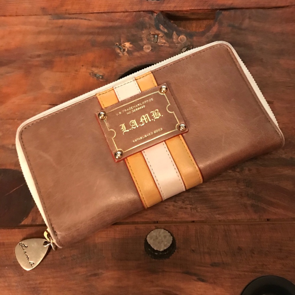 L.A.M.B wallet